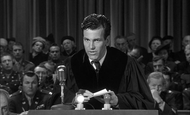 Maximilian Schell in a star-making role as defence attorney Hans Rolfe