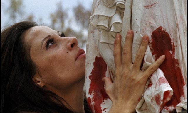 Olivera Katarina as Vanessa Bendikt at the hopeless climax of Michael Armstrong's Mark of the Devil (1970)