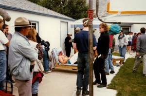 Suburban backyard hijinks on Paul Shapiro's Heads (1994)
