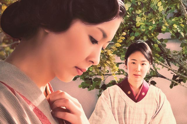 Takako Matsu and Haru Kuroki in Yoji Yamada's exquisite The Little House (2014)