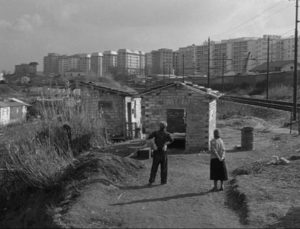 Natale (Giorgio Listuzzi) and Luisa (Gabriella Pallotta) survey their modest new home in Vittorio De Sica's Il Tetto (1956)