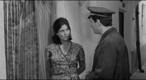 Jose Luis (Nino Manfredi) meets Carmen (Emma Penella) in Luis Garcia Berlanga's The Executioner (1963)