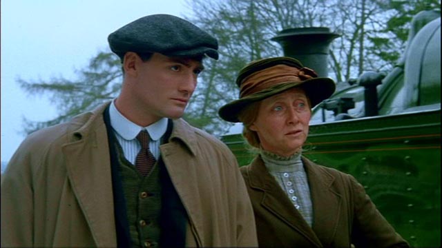 Lewis with his mother, Mary, waiting for Benjamin to return from the war in Andrew Grieve's film of Bruce Chatwin's On the Black Hill (1988)
