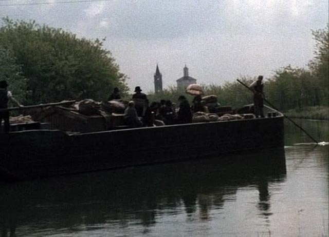 The wedding-day barge trip to Milan in Ermanno Olmi's The Tree of Wooden Clogs (1978)
