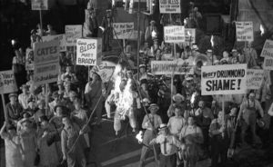 Lynching as an expression of Christian fundamentalist belief in Stanley Kramer's Inherit the Wind (1960)