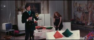 Lord Alan Cunningham (Anthony Steffen) lures women to his cool pad in Emilio P. Miraglia's The Night Evelyn Came Out of the Grave (1971)