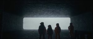 Entering the alien spaceship in Denis Villeneuve's Arrival (2016)