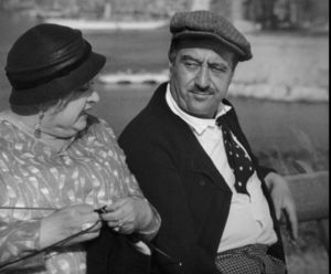 Fanny's mother Honorine Alida Rouffe) and César bond over their grandchild in Marc Allégret's Fanny (1932)