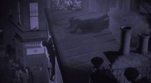 The rooftop shootout in Arthur Robison's The Informer (1929)