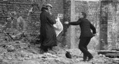 O (Buster Keaton) scurries through ruined streets trying to evade E (the camera Eye) in Samuel Beckett's Film (1965)