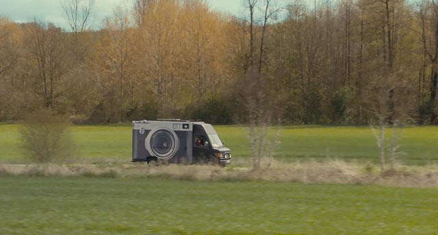 Criss-crossing France in JR's mobile photographic studio in Agnes Varda's Visages Villages (2017)