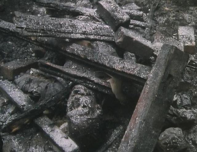 Aftermath of the attack in Mick Jackson's Threads (1984)