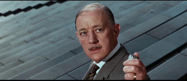 Who better to play Quiller (George Segal)'s Berlin contact than Alec Guinness? in Michael Anderson's The Quiller Memorandum (1966)