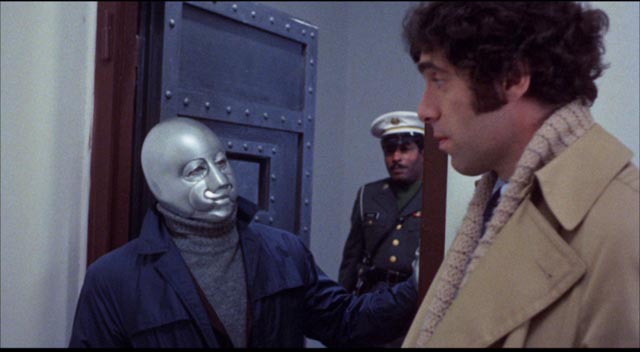 FBI agent Elliott Gould is suspicious of scientist Joseph Bova in Jack Gold's Who? (1974)