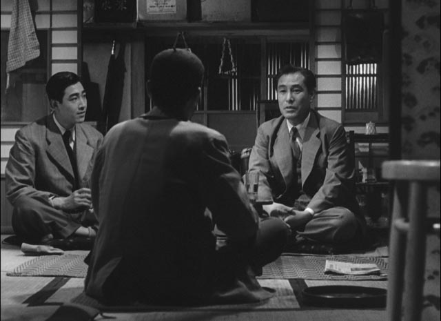 Mokichi Satake (Shin Saburi) finds melancholy comfort in a chance meeting with a former fellow soldier in Ozu Yasujiro's The Flavor of Green Tea Over Rice (1952)
