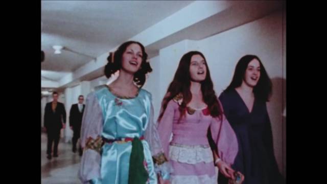 Charles Manson's followers cheerfully face their trial for murder in Sheldon Renan's The Killing of America (1981)