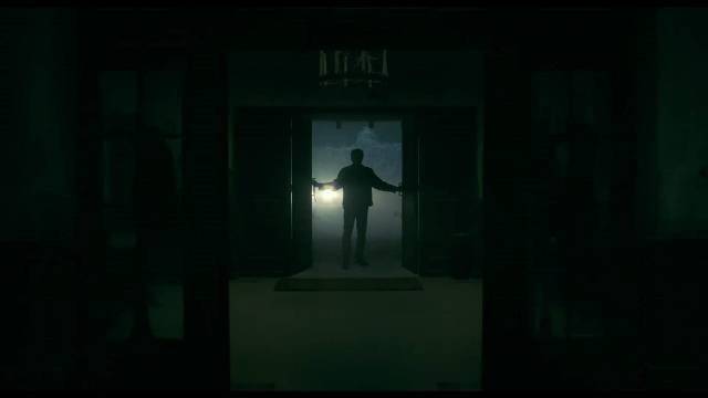 Dan (Ewan McGregor) returns to the site of his own trauma, hoping to awaken the Overlook's spirits to fight Rose (Rebecca Ferguson)