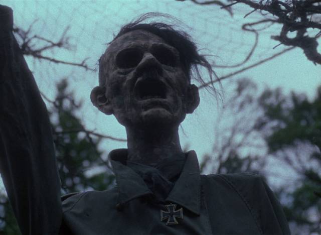 An effigy of Hitler constructed by villagers who managed to escape a German attack in Elem Klimov's Come and See (1985)