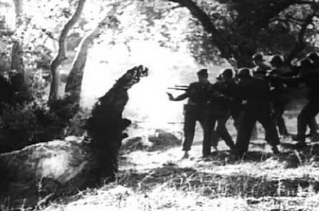 The military fail to stop the monster in Art Nelson's The Creeping Terror (1964)