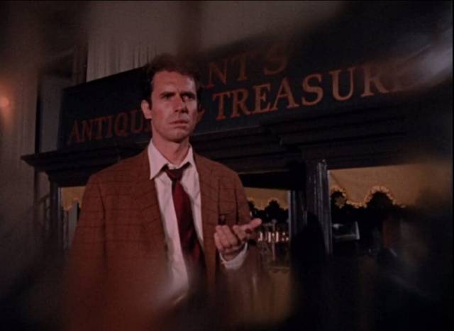 Paul Varney (Bradford Dillman) desperately searches for something at the beginning of Paul Wendkos' Fear No Evil (1968)