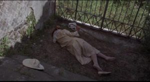 Tim Brett (David Hemmings)'s new acquaintance Lucy Dawson (Flora Robson) is found dead in the ruins of Pompeii in Richard C. Sarafian's Fragment of Fear (1970)