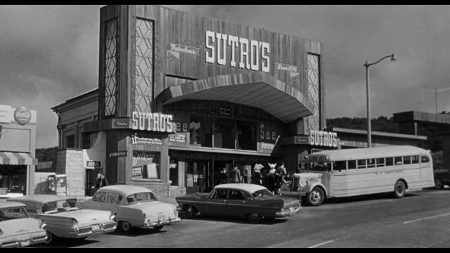 The drugs are to be delivered in a busy museum in Don Siegel's The Lineup (1958)