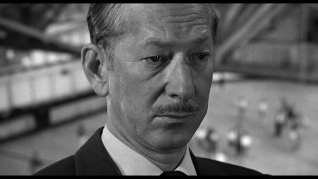 Th Man (Vaughn Taylor) is not happy to be seen by Dancer (Eli Wallach) in Don Siegel's The Lineup (1958)