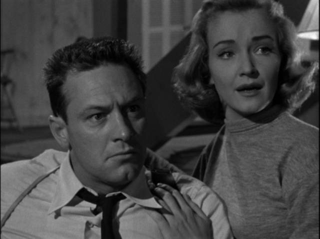 Killer Al Walker (William Holden) distrusts his hostage's attempt to analyze him in Rudolph Maté’s The Dark Past (1948)
