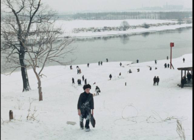 A winter day during the War evokes the art of Pieter Brueghel in Andrei Tarkovsky's Mirror (1975)