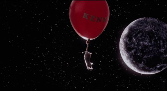 Kenny (John Miller)'s pet mouse Snowball makes an epic journey to the moon in Lynne Ramsay's Ratcatcher (1999)