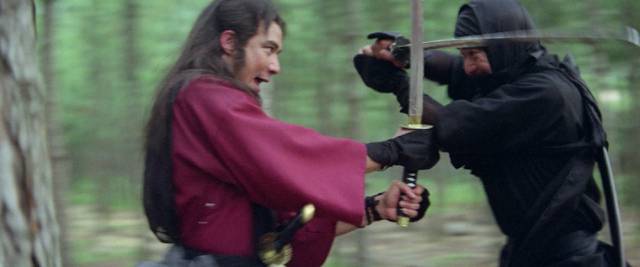 ... even Japanese master Miyamoto Ichiro (Norman Tsui) has to fight the ninjas in Ching Siu-tung's Duel to the Death (1983)