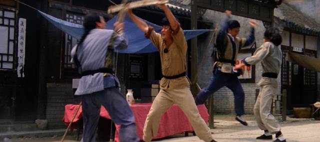 Rival rickshaw men fight over customers in Joseph Kuo's Shaolin Kung Fu (1974)