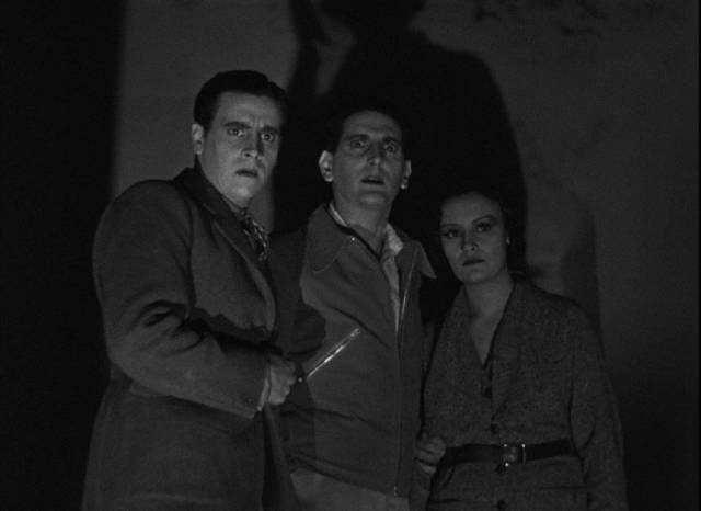 The three friends discover a disturbing sight in Fernando de Fuentes’ The Phantom of the Monastery (1934)