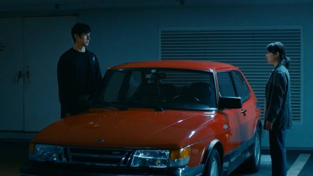 Yusuke Kafuku (Hidetoshi Nishima) is reluctant to relinquish control of his beloved Saab in Ryûsuke Hamaguchi’s Drive My Car (2021)