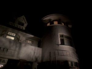 The gloomy residence of Phi Epsilon Delta in Robert Day's The Initiation of Sarah (1977)