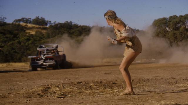 Kangaroo poachers take on the wrong woman in Mario Andreacchio’s Fair Game (1986)