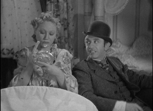 Elly May (Queenie Smith) and Frank (Sammy White) provide the show's comic relief in James Whale's Show Boat (1936)