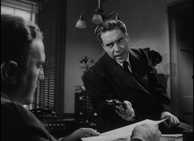 Probably not the best way to obtain a gun permit: Edmond O'Brien and William Bendix in Michael Gordon's The Web (1947)