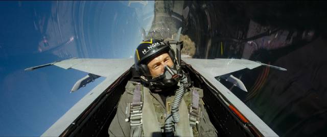 The actors are subjected to very G-forces in real planes in Joseph Kosinki's Top Gun: Maverick (2022)