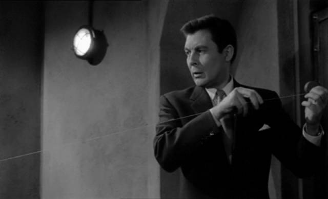 Paul Daneman rigs a locked-room murder in Allan Davis' Clue of the New Pin (1961)