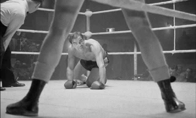 Washed up boxer Mike Morgan (Stanley Baker) takes a desperate risk in Lewis Gilbert's The Good Die Young (1954)