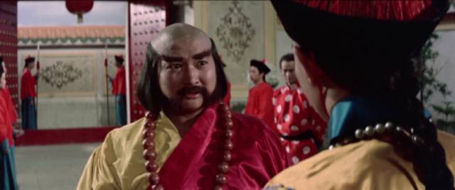 Sammo Hung as a sinister monk in Huang Feng's The Shaolin Plot (1977)