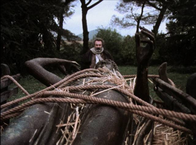 Signor De Peyrehorade (Mario Maranzana) adds an unearthed statue to his collection in Mario and Lamberto Bava's La Venere d’Ille (1979)