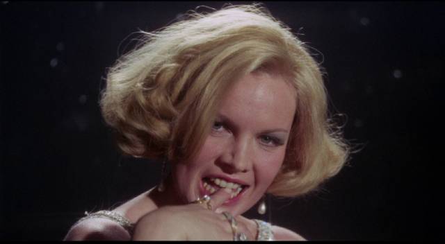Hollywood star Treasure (Carroll Baker) has outlived her Hollywood celebrity in Silvio Narizzano's The Sky Is Falling (1975)