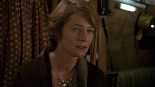 Will Graham (Clive Owen)'s former lover Helen (Charlotte Rampling) tells him she can't help with his revenge quest in Mike Hodges' I'll Sleep When I'm Dead (2002)