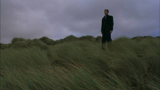 Will Graham (Clive Owen) conbtemplates the futility of violence in Mike Hodges' I'll Sleep When I'm Dead (2002)