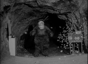 Ro-Man with his world-destroying bubble machine in Phil Tucker's Robot Monster (1953)