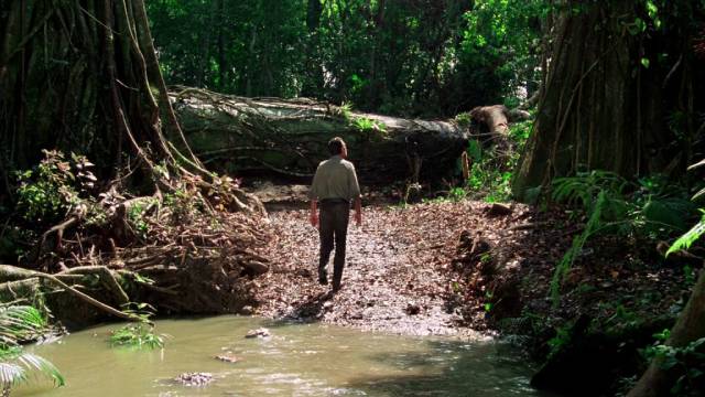 Scanlon (Roy Scheider) surveys a daunting obstacle in William Friedkin's Sorcerer (1977)