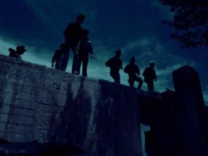 Angry townsfolk track the creature to Prof. Clemens (E. Kerrigan Prescott)'s desert lab in Fredric C. Hobbs’s Godmonster of Indian Flats (1973)