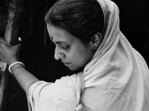 Sarbojaya (Karuna Bannerjee) carries all the weight of responsibility in the family in Satyajit Ray's Pather Panchali (1955)